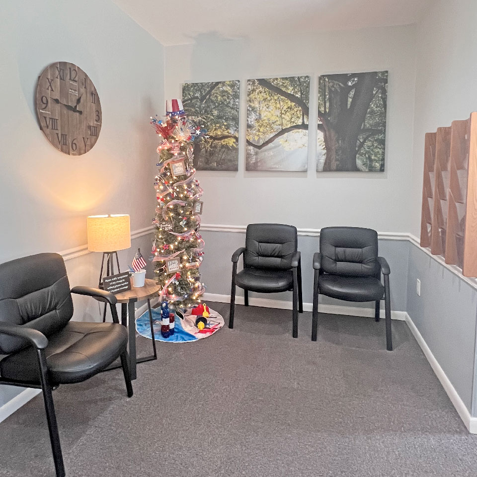 Mark Danner DMD Family Dentistry waiting room area